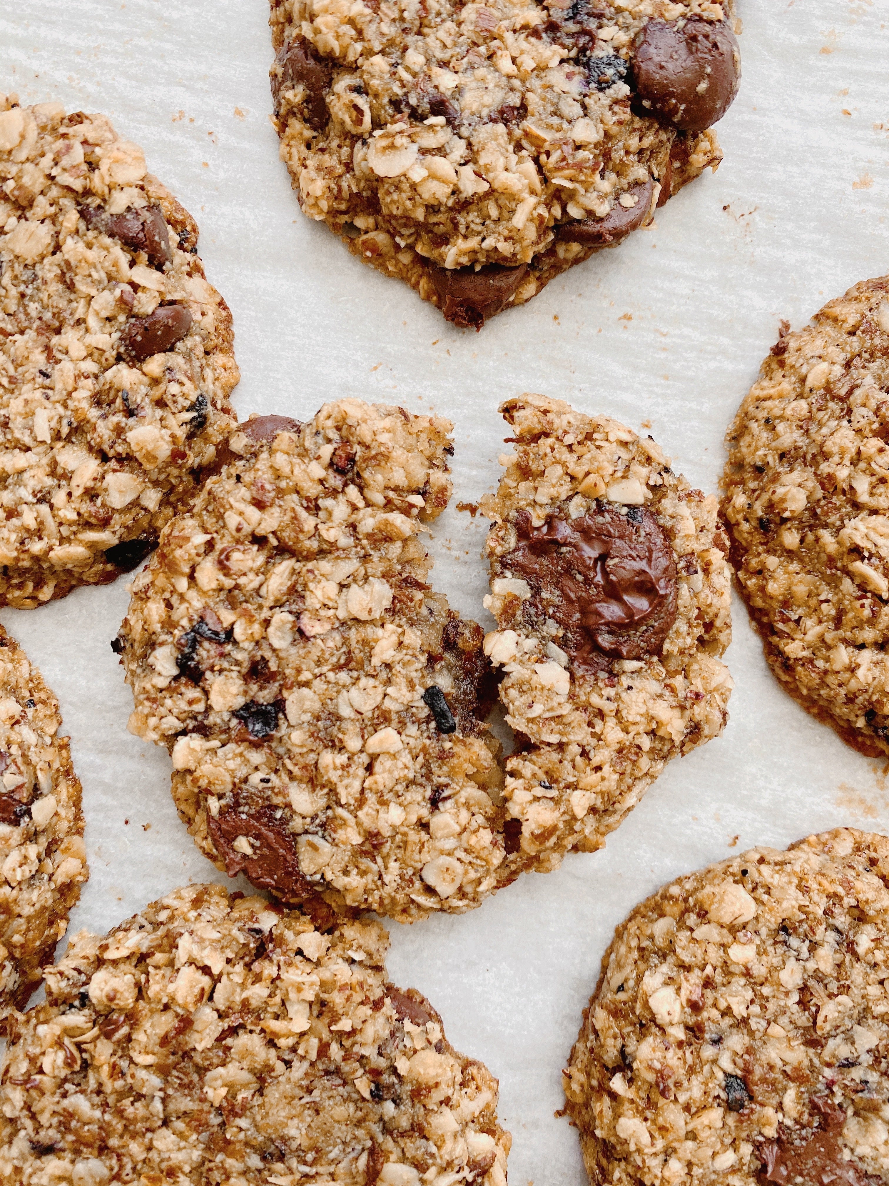 Blueberry Chocolate Chip Oatmeal Cookies