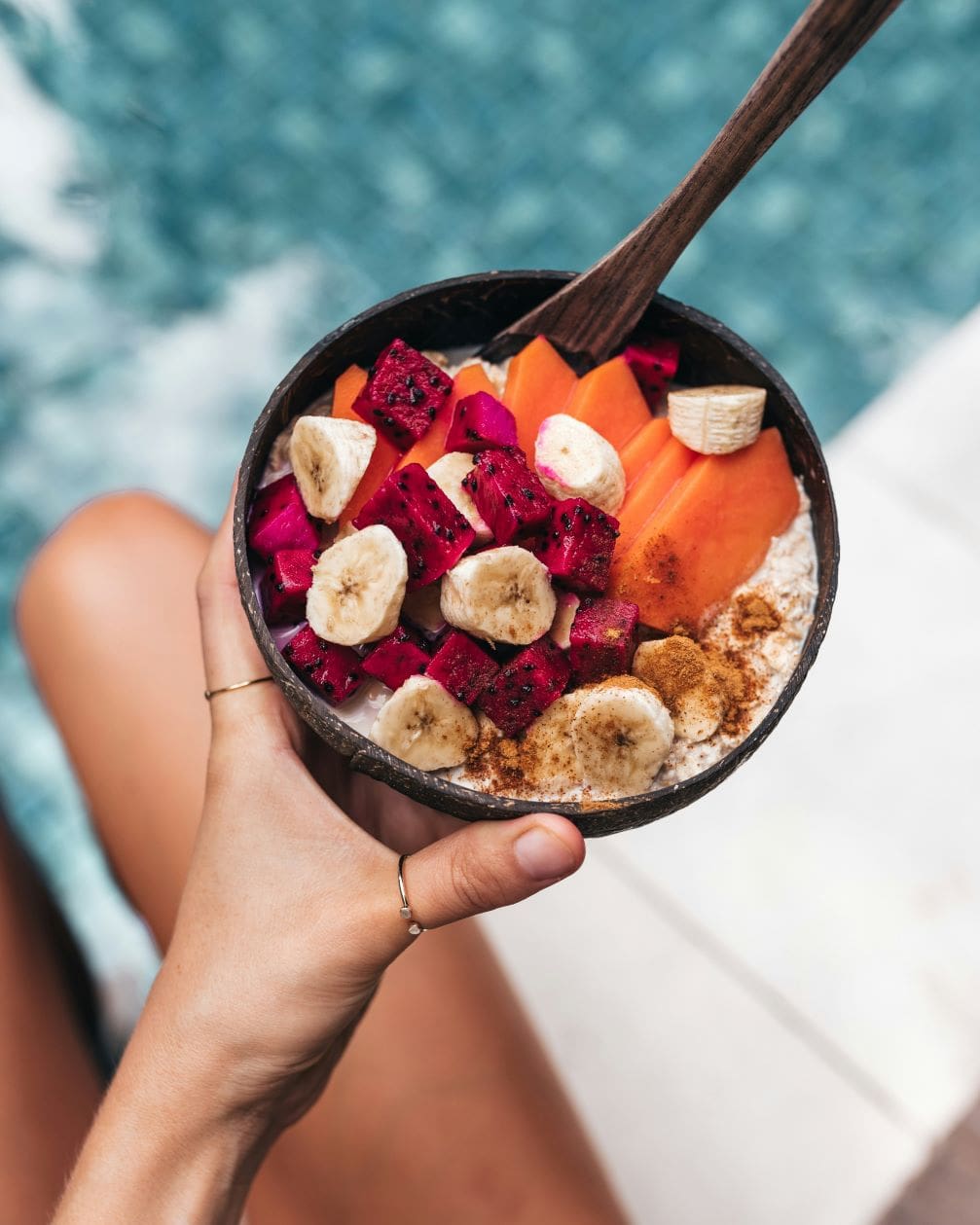 oatmeal chia pudding with fruits and granola
